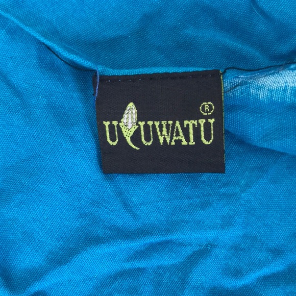 Beautiful wrap / shawl - Picture 2 of 3